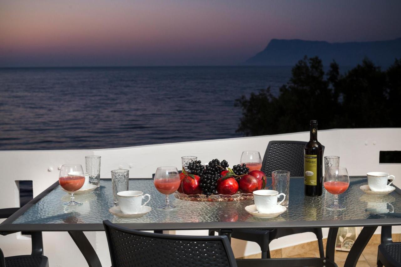 Mavros Molos Seaside Apartment Kíssamos Exterior foto