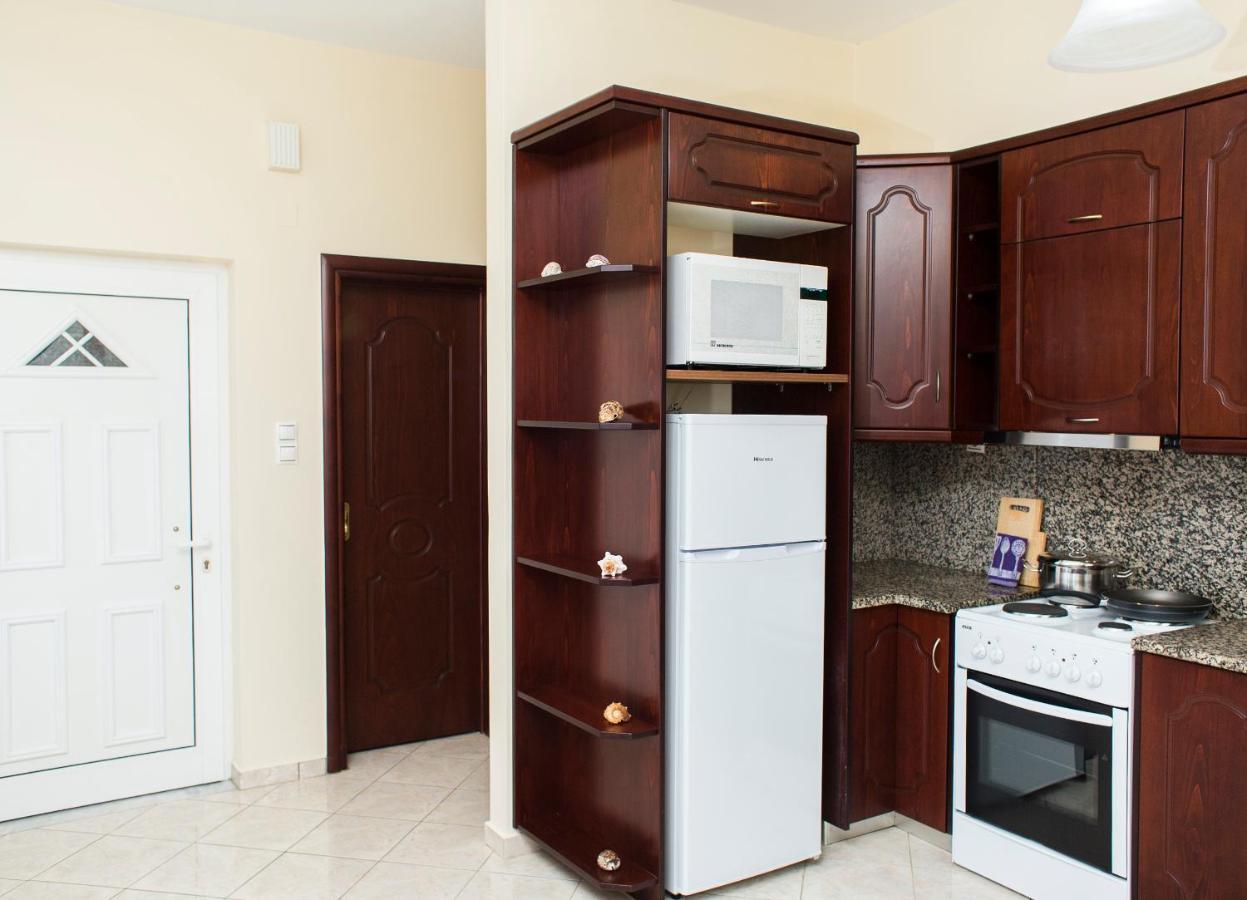 Mavros Molos Seaside Apartment Kíssamos Exterior foto